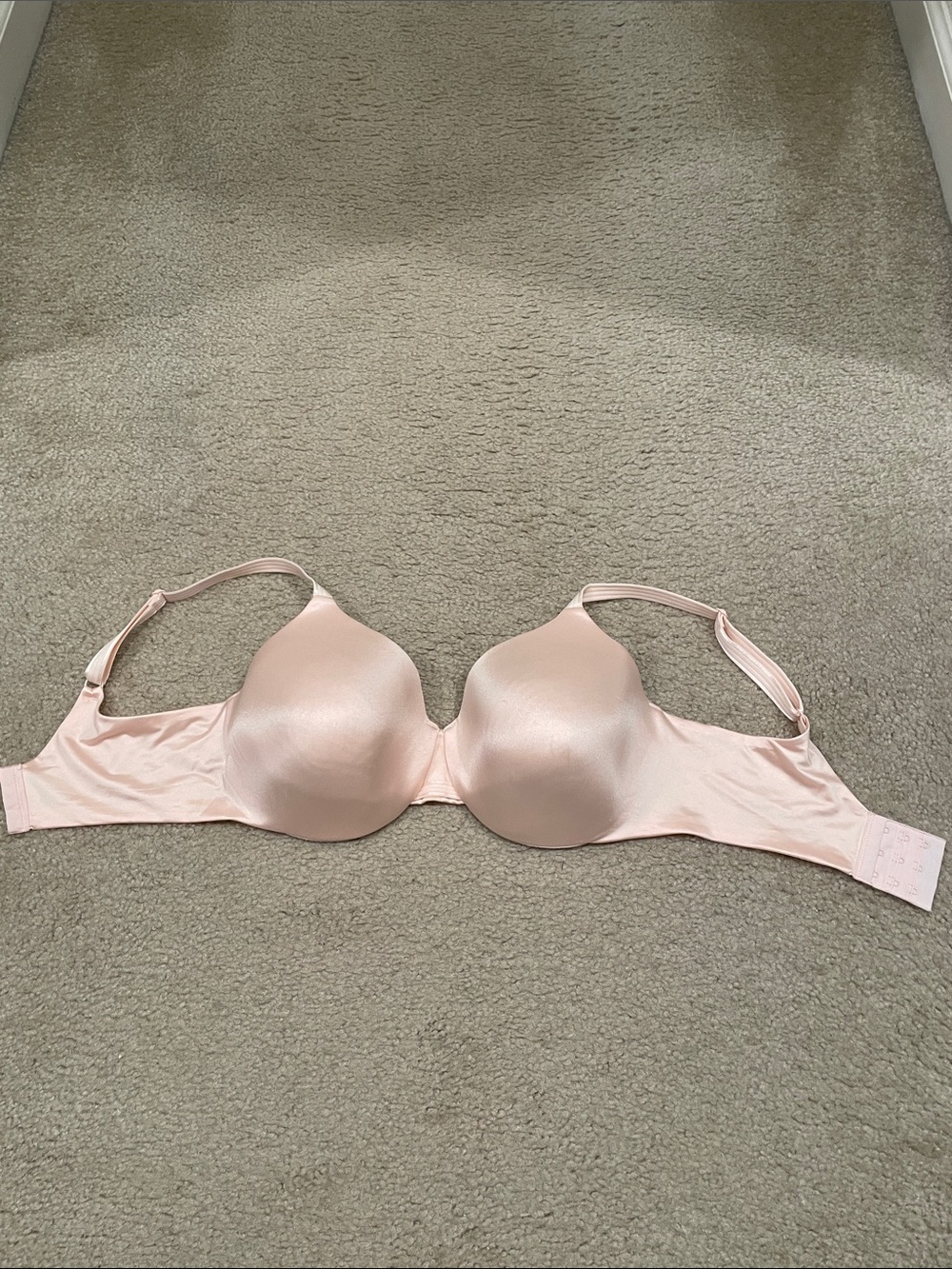 Preowned Bali nude color bra 36dd